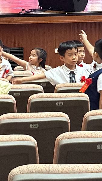 [我的2個小情人] 2024.07 蹦幼稚園畢業了