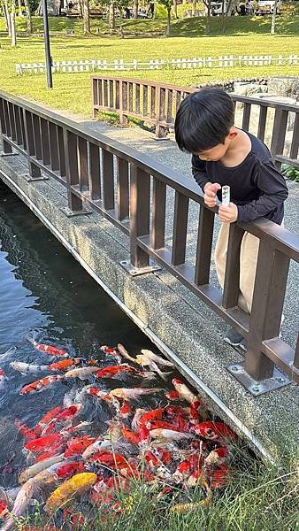 [81露]。三灣水漾森林。 好大的公園喔 9Y7M7D 6Y