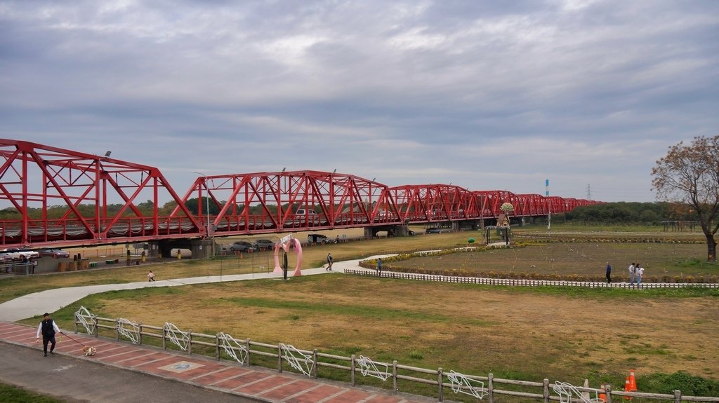 逛雲林西螺~~~延平老街、西螺大橋廣場，順遊瑞春醬油觀光工廠