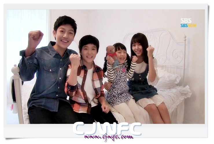 Wizard-SBS20130911-SBS-Wizard-interview04[(008584)18-18-42]