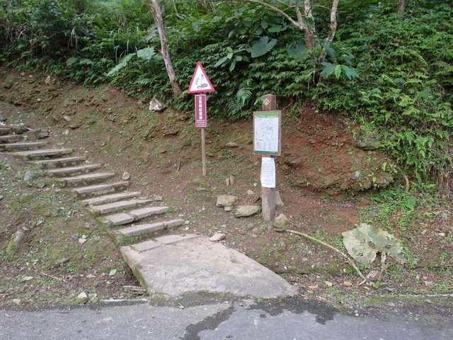 鯉魚山步道 (21).JPG