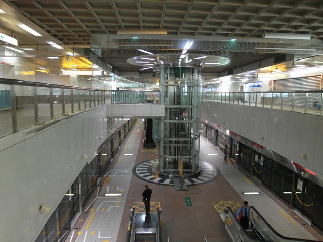 高雄捷運 (29).JPG
