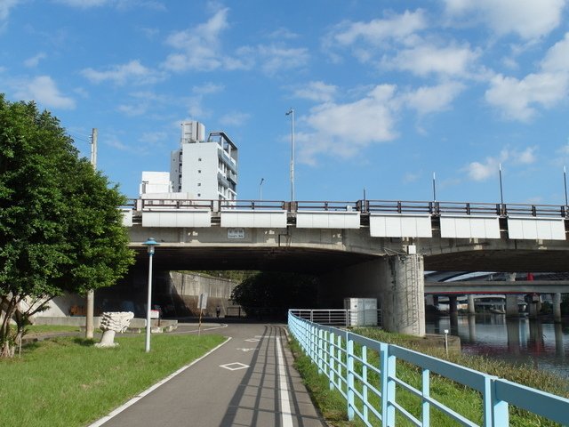 基隆河自行車道 (14).JPG