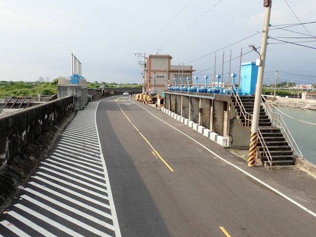 塭豐漁港 (23).JPG
