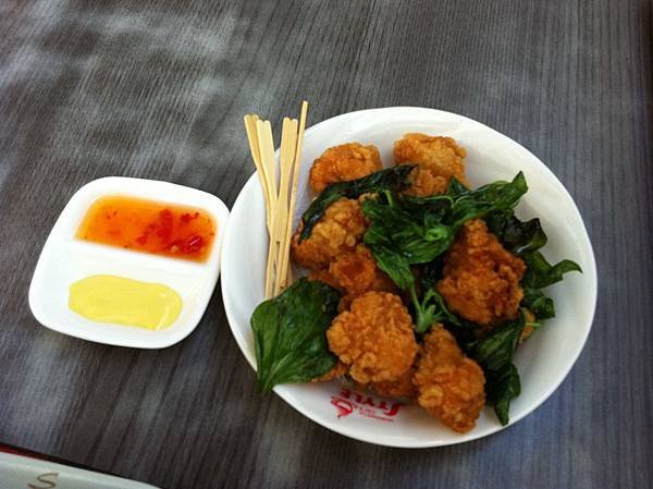 風尚人文咖啡館台中文心店-香酥羅勒雞球80元.JPG