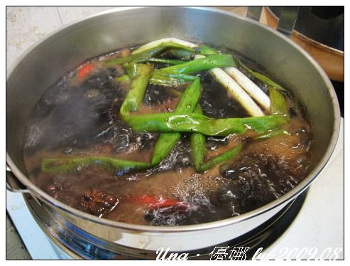 悶燒鍋滷牛腱4.jpg