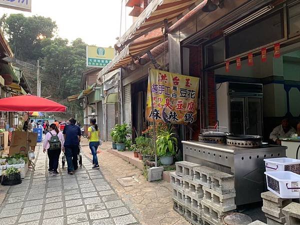 111.10.23柿外桃源之旅～清安豆腐街．雪山坑秘境．採摘