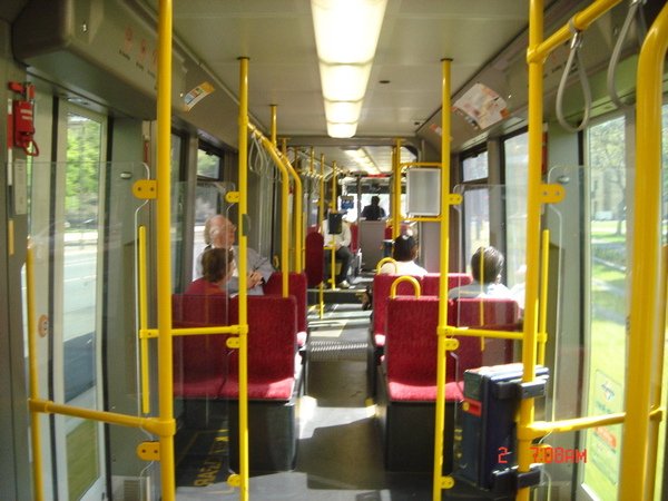 電車內