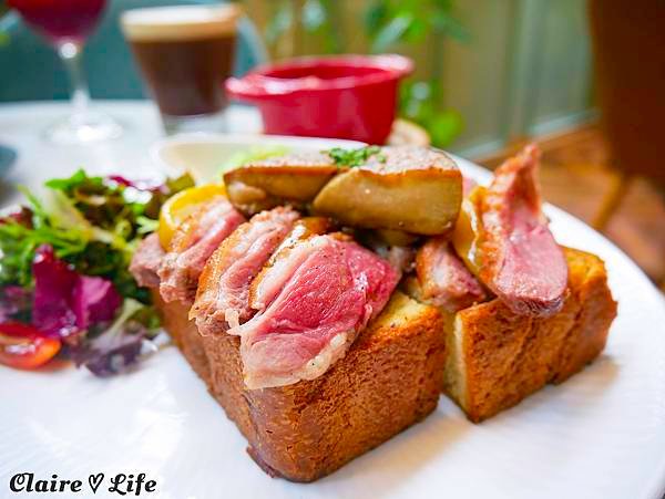 初衣食午 山蘭居