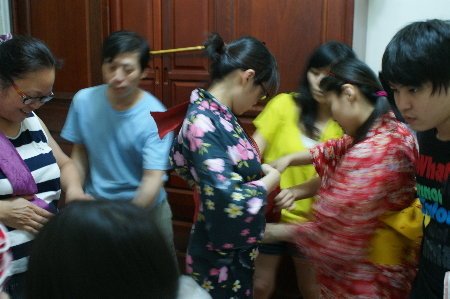 ap_F23_20110702100719541.jpg