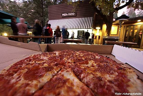 Curry Village Pizza Patio