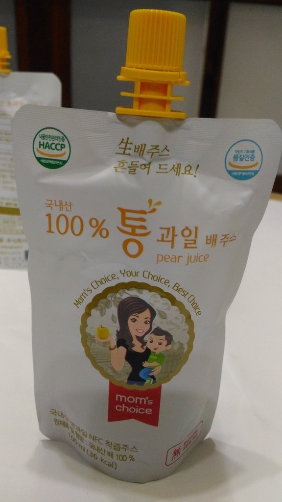 4.jpg - 1110713-mom&apos;s choice 水梨汁 100%韓國水梨純果汁 天然無添加的自然甜