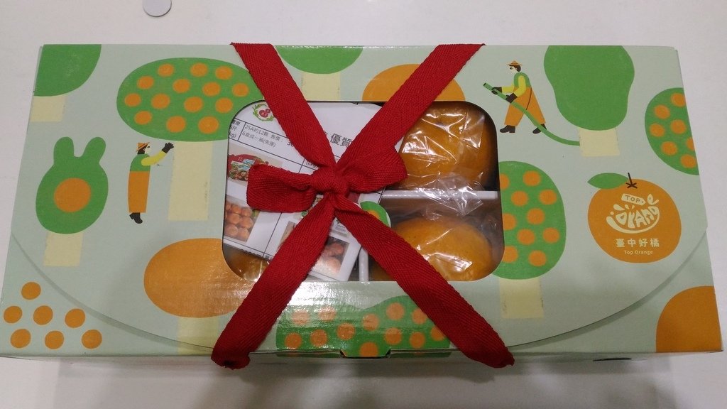 P_20211203_175417.jpg - 1101203-臺中好橘 25A八入禮盒(2KG) 包大山聯名款 友善環境及具產銷履歷之精品椪柑~