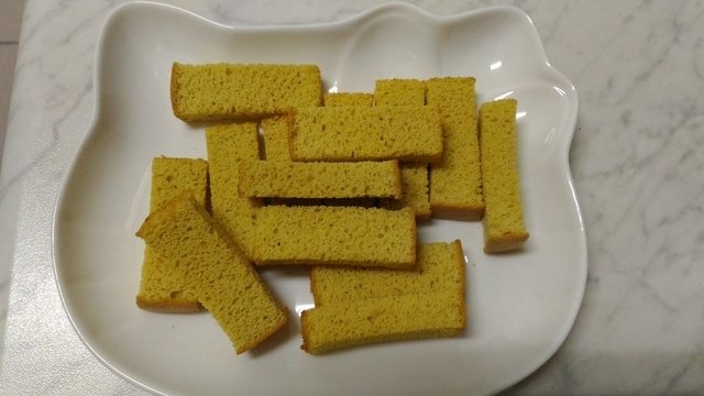 15.jpg - 1101023-微熱山丘~蜂蜜脆蛋糕~~