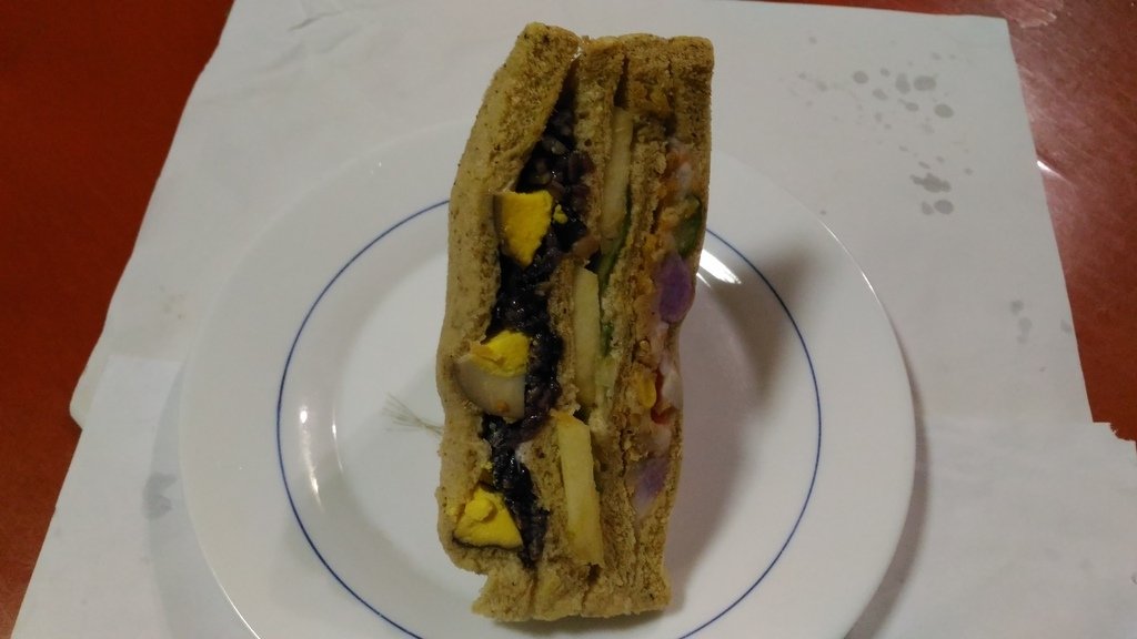 P_20210822_052754.jpg - 1100821-草仔粿和三明治~~