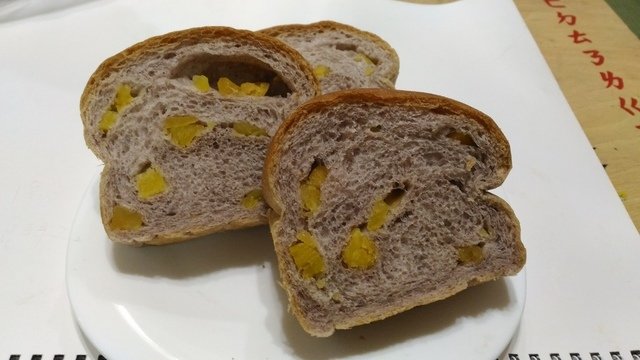 P_20210217_064611.jpg - 1100216-大嬸婆的家手工窯烤麵包~紫米地瓜~~