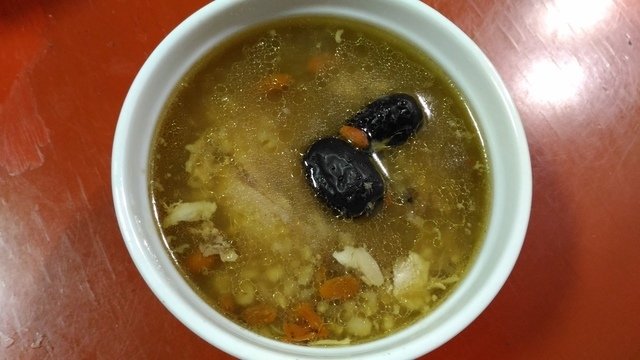 P_20201016_170049.jpg - 1091016-人蔘五穀米燉雞~