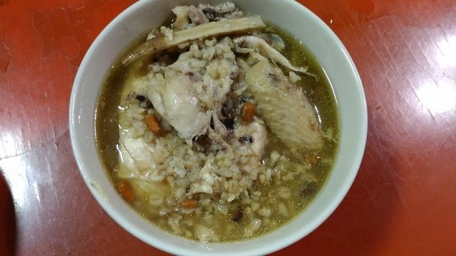 P_20201016_170111.jpg - 1091016-人蔘五穀米燉雞~
