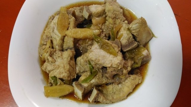 P_20201004_111852.jpg - 1091004-蒜苗醬燒鯊魚肉~