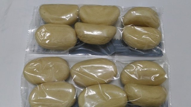 P_20200821_042027.jpg - 1090821-好市多半熟迷你麵包~