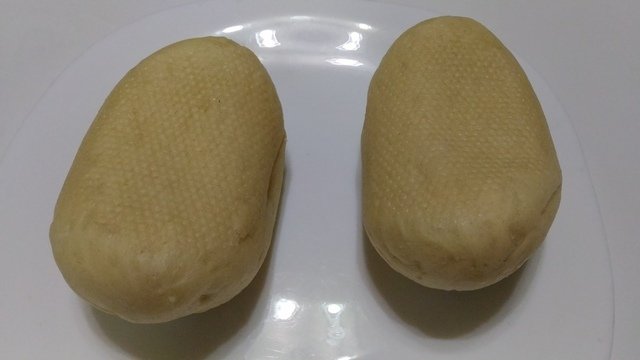 P_20200821_042232.jpg - 1090821-好市多半熟迷你麵包~