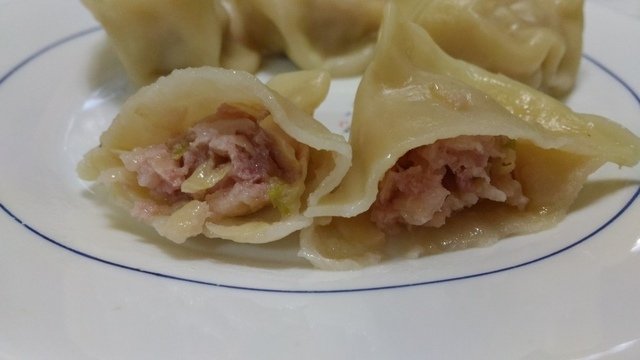 P_20200621_054304.jpg - 1090608-高麗菜豬肉水餃~