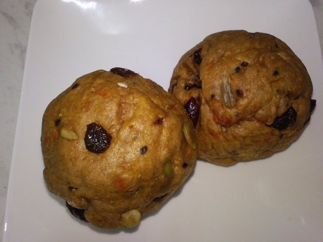 成品1.JPG - 1080131-全麥堅果饅頭+堅果乳酪饅頭~~
