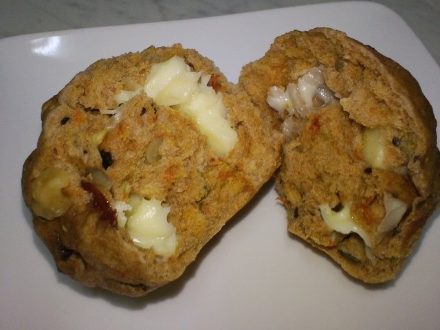成品2.JPG - 1080131-全麥堅果饅頭+堅果乳酪饅頭~~