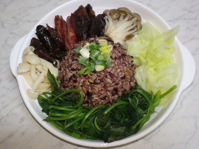 18.JPG - 1071024-綜合臘味飯~~
