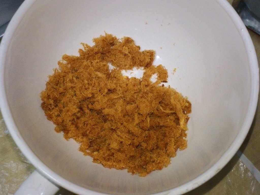 2-1.JPG - 1070425-香蒜肉鬆麵包~~