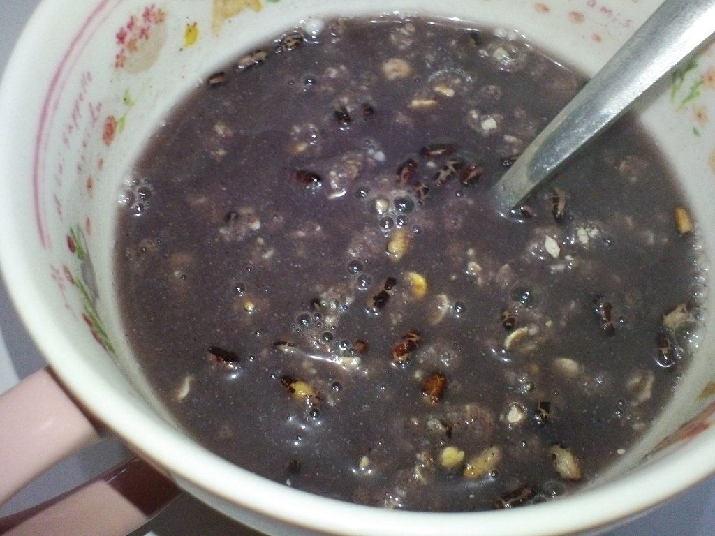 24.JPG - 1060408-聯華食品萬歲牌元氣無加糖什穀堅果飲(松子玄米+腰果紫米)^_^ ~~