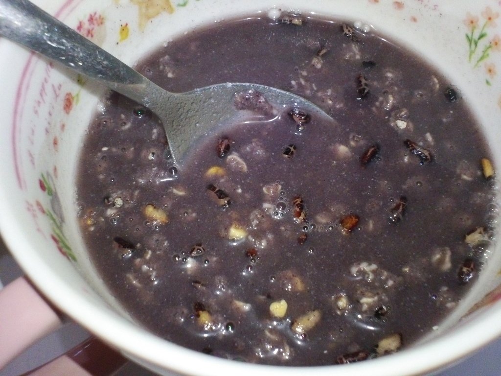 25.JPG - 1060408-聯華食品萬歲牌元氣無加糖什穀堅果飲(松子玄米+腰果紫米)^_^ ~~