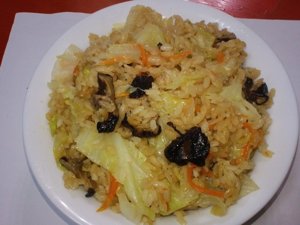 DSC03819.JPG - 1060305-素高麗菜飯~~香香^_^~~