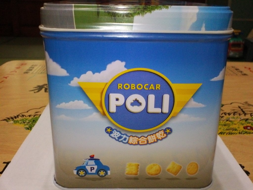 5.JPG - 1060112-喜年來POLI波力綜合餅乾禮盒~~^_^