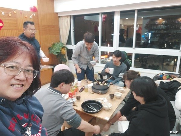義大利Giaretti鴛鴦電火鍋，一鍋多菜享百味，無明火烹調