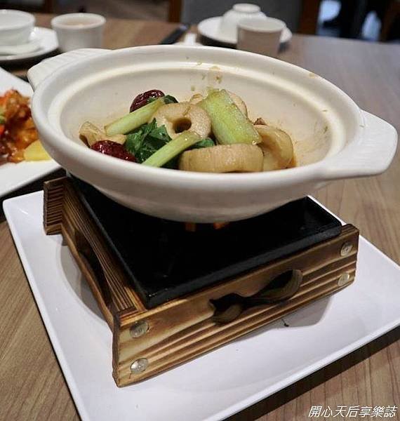 崇德發蔬食餐廳 (15).jpg