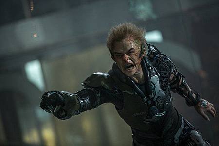 dane-dehaan-stars-the-amazing-spider-man-2