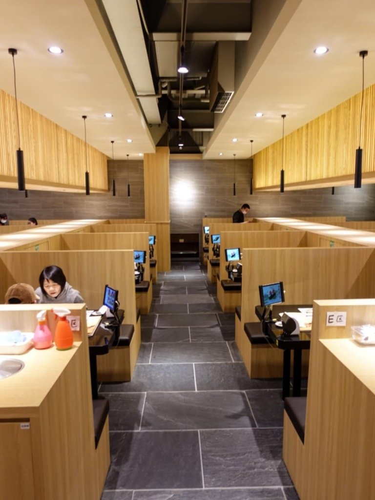 台中新開幕大漁迴轉壽司｜日本3.0進化版智慧迴轉壽司輸送帶至