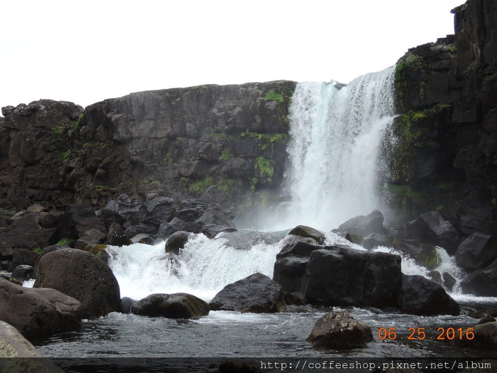 019此行滴第一個瀑布-Öxarárfoss.JPG