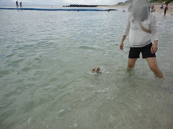 100.07.03 打雷下雨還是要衝小琉球!-39