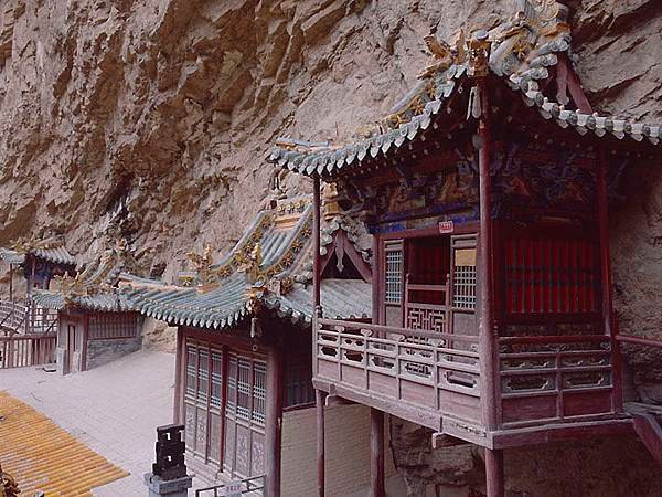 hanging temple 4