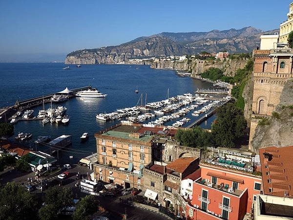 sorrento 2