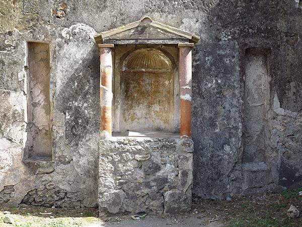 pompeii b4