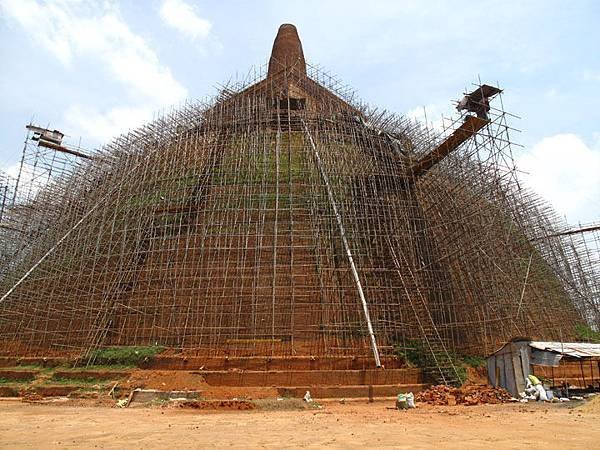 Anuradhapura 3a