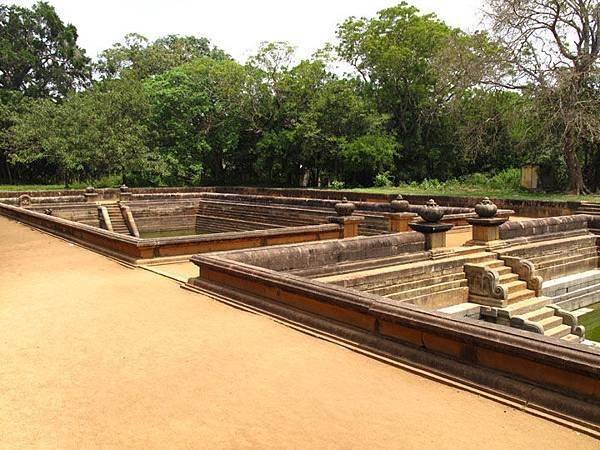 Anuradhapura 12c