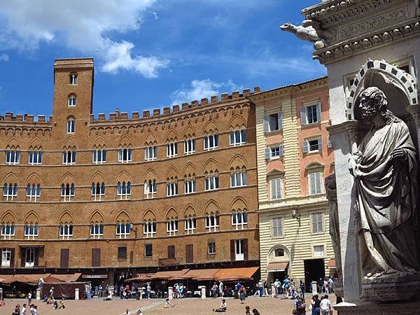 Siena 8