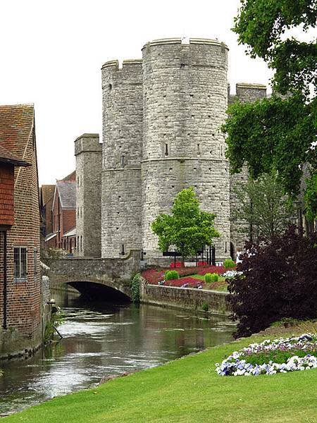 Canterbury f5.JPG