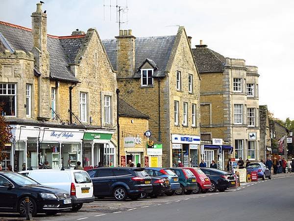 Bourton c1.JPG