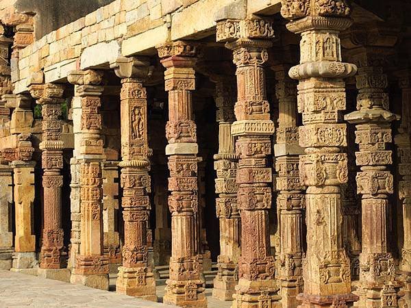 Qutb Minar d1.JPG