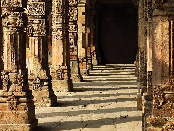 Qutb Minar d2.JPG